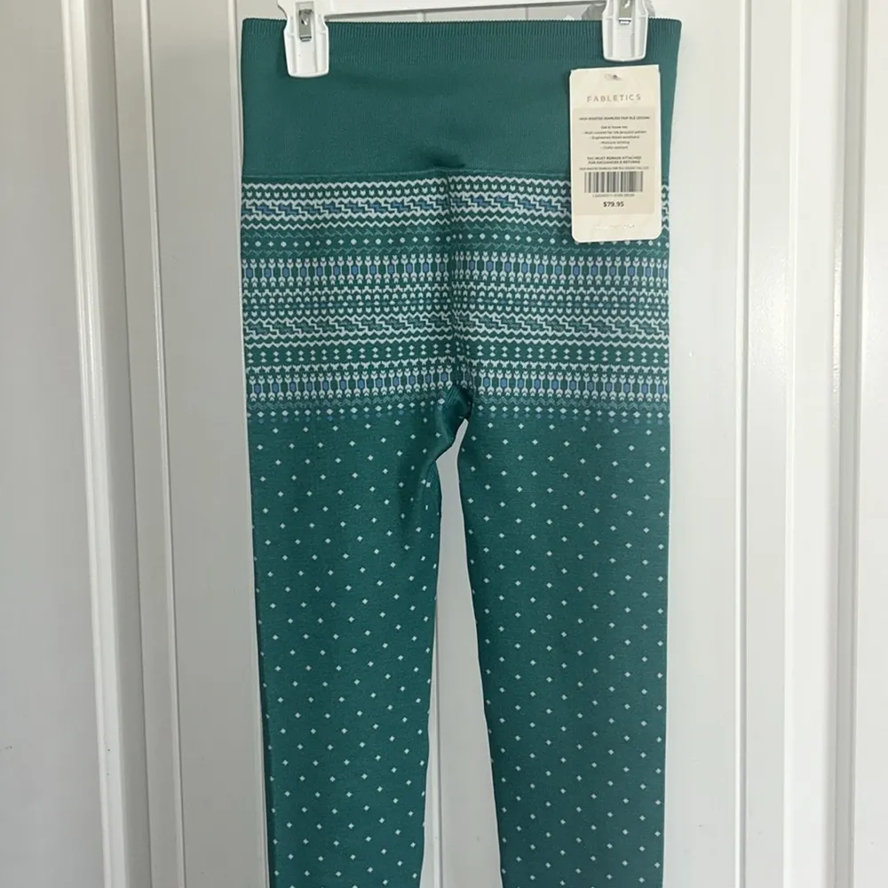 NWT - Fabletics High-Waisted Seamless Fair Isle Legging - Image 5