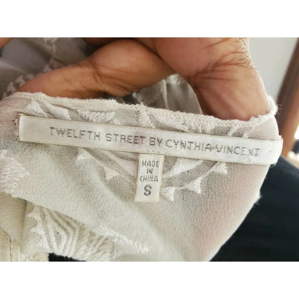 Twelfth Street Women's Black & White 100% Silk V - Image 9