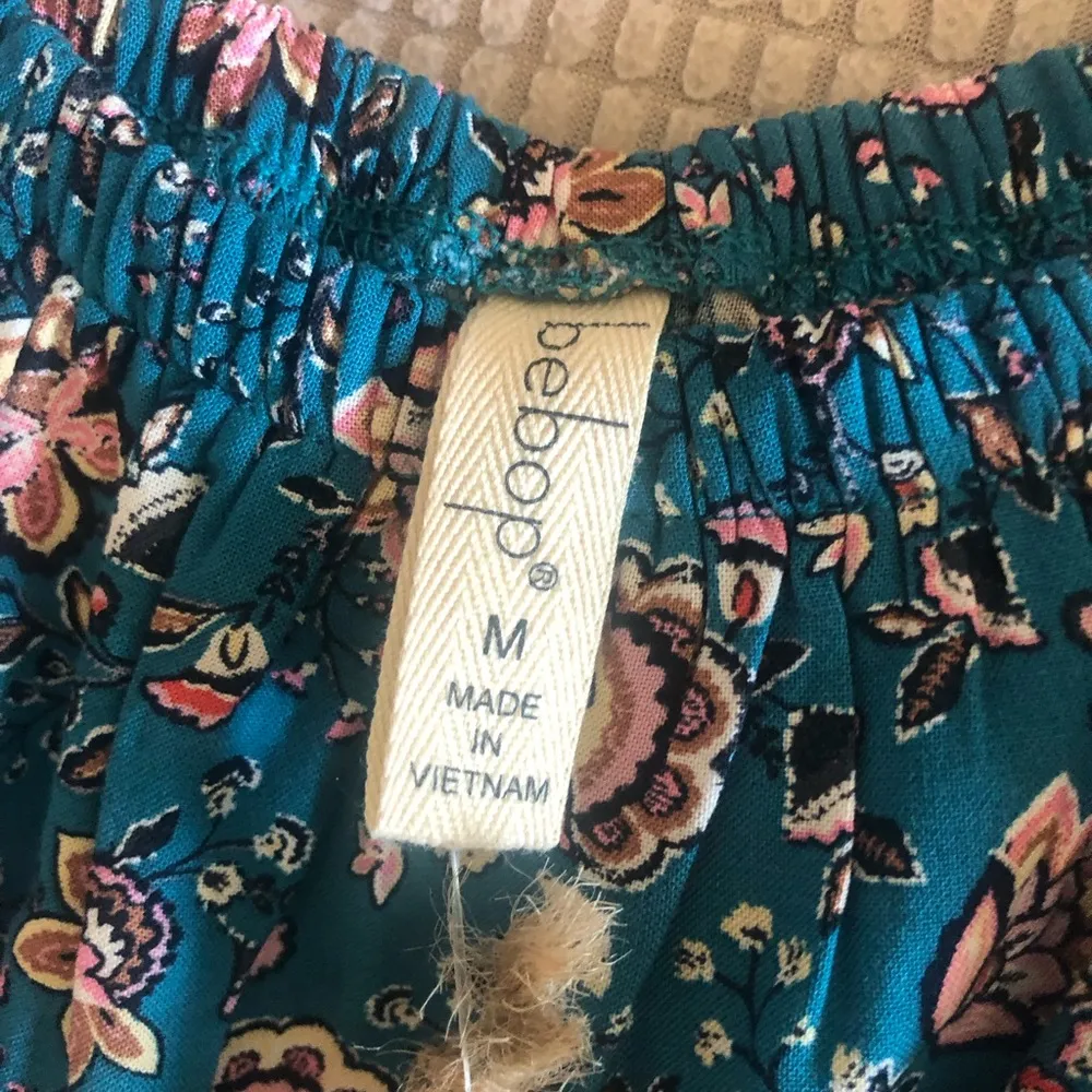 Bebop off-the-shoulder dress blue floral with matching headband in size M - Image 2