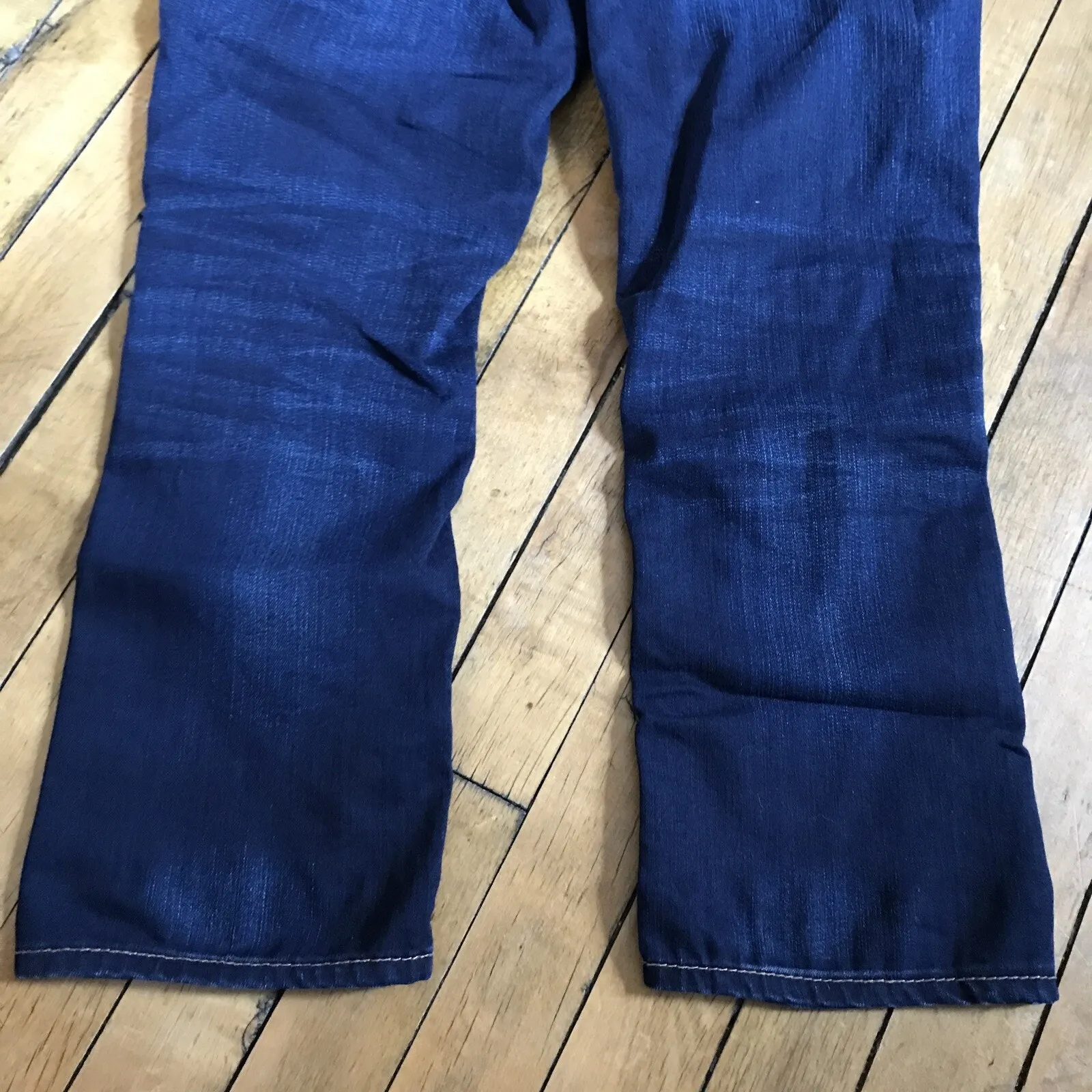 Silver Jeans Woman's Suki Mid Rise Capri Jeans Cropped Super Stretch W28 L22.5” - Image 3