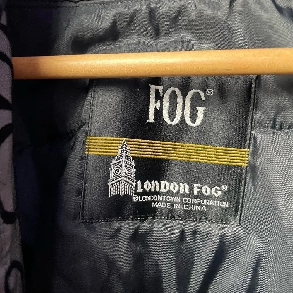 Vintage London Fog Velvet Floral 80’s Jacket in Grey Black Size Extra‎ Small - Image 4