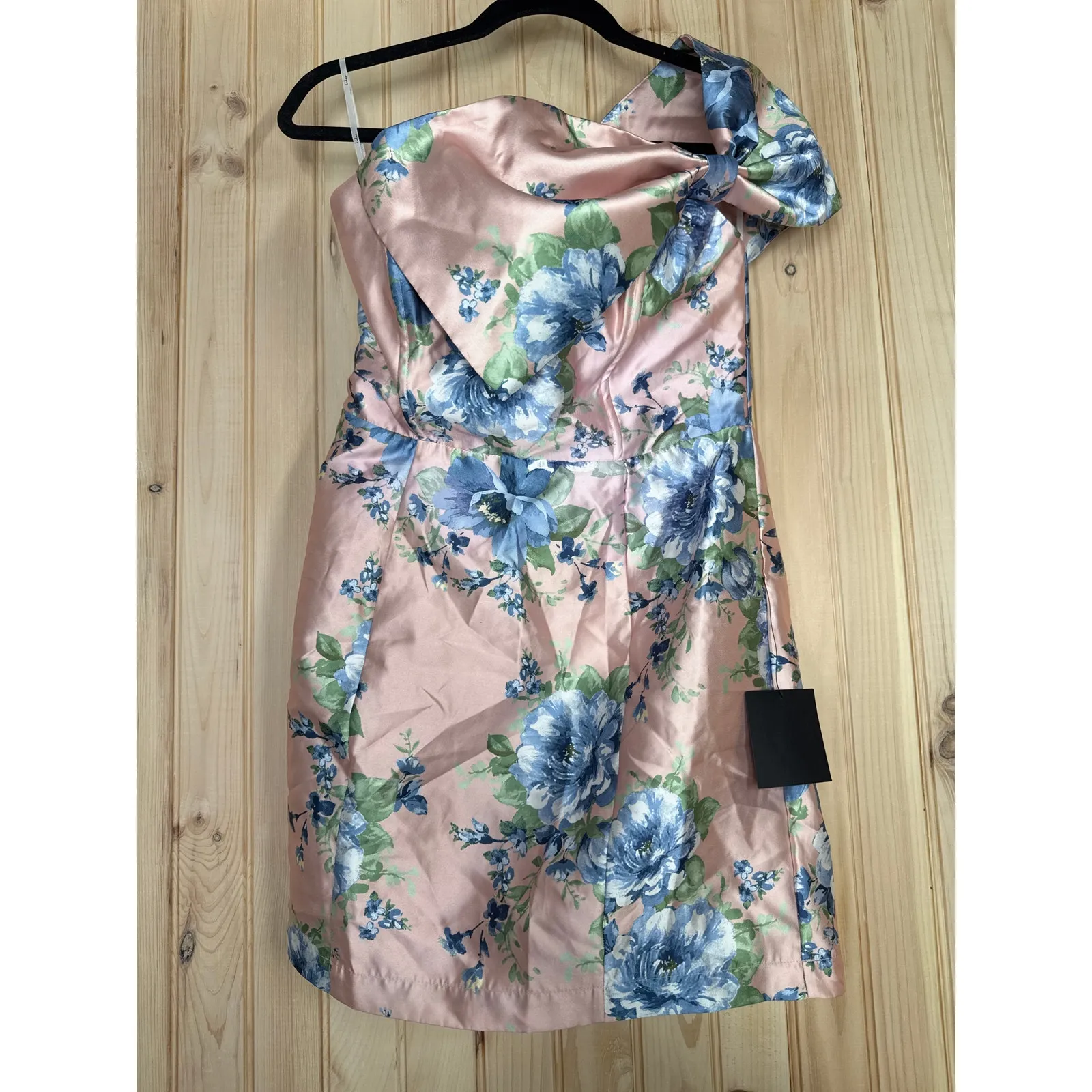 NWT Lulus Soiree Darling Pink Floral Bow Off-the-Shoulder Mini Dress Cocktail M - Image 2