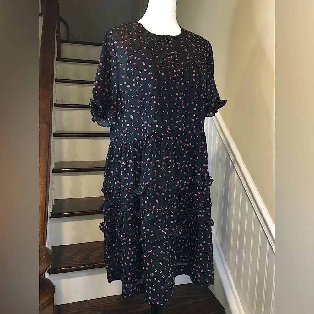 TOPSHOP Black Dress w Rose Pattern Puff Sleeve Open Ladder Accent Sz 8 NWOT - Image 4