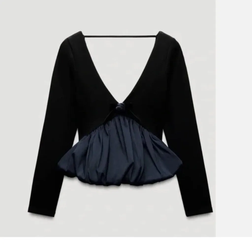 NWOT Navy Blue Long Sleeve Deep V-Neck Peplum Crop Top Blouse - Image 7