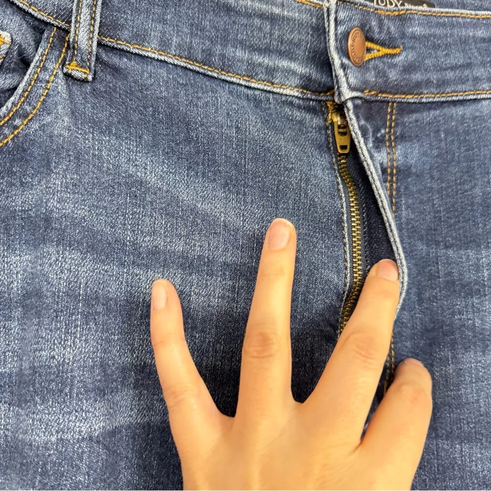 Judy Blue Skinny Fit Blue Jeans Womens 22W High Rise Denim Casual Fall Classic - Image 6