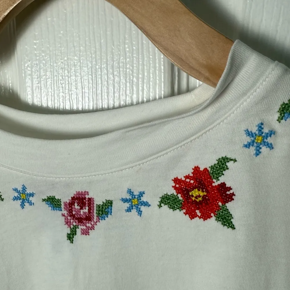 Farm Rio Off-White Cross Stitch Flowers Organic Cotton T-Shirt L - Image 4