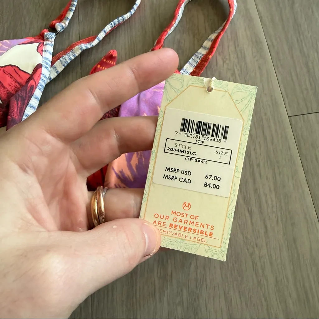 Maaji Reversible Red Purple Floral Bikini Top Size Large - Image 4