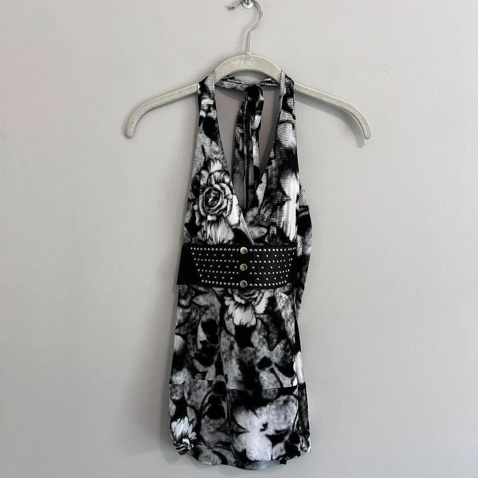 Y2K BLACK AND WHITE ROSE‎ PRINT BELTED HALTER NECK TANK TOP Size L - Image 4