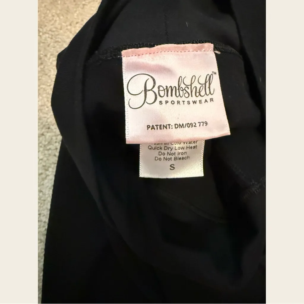 Bombshell Leggings! - Image 3