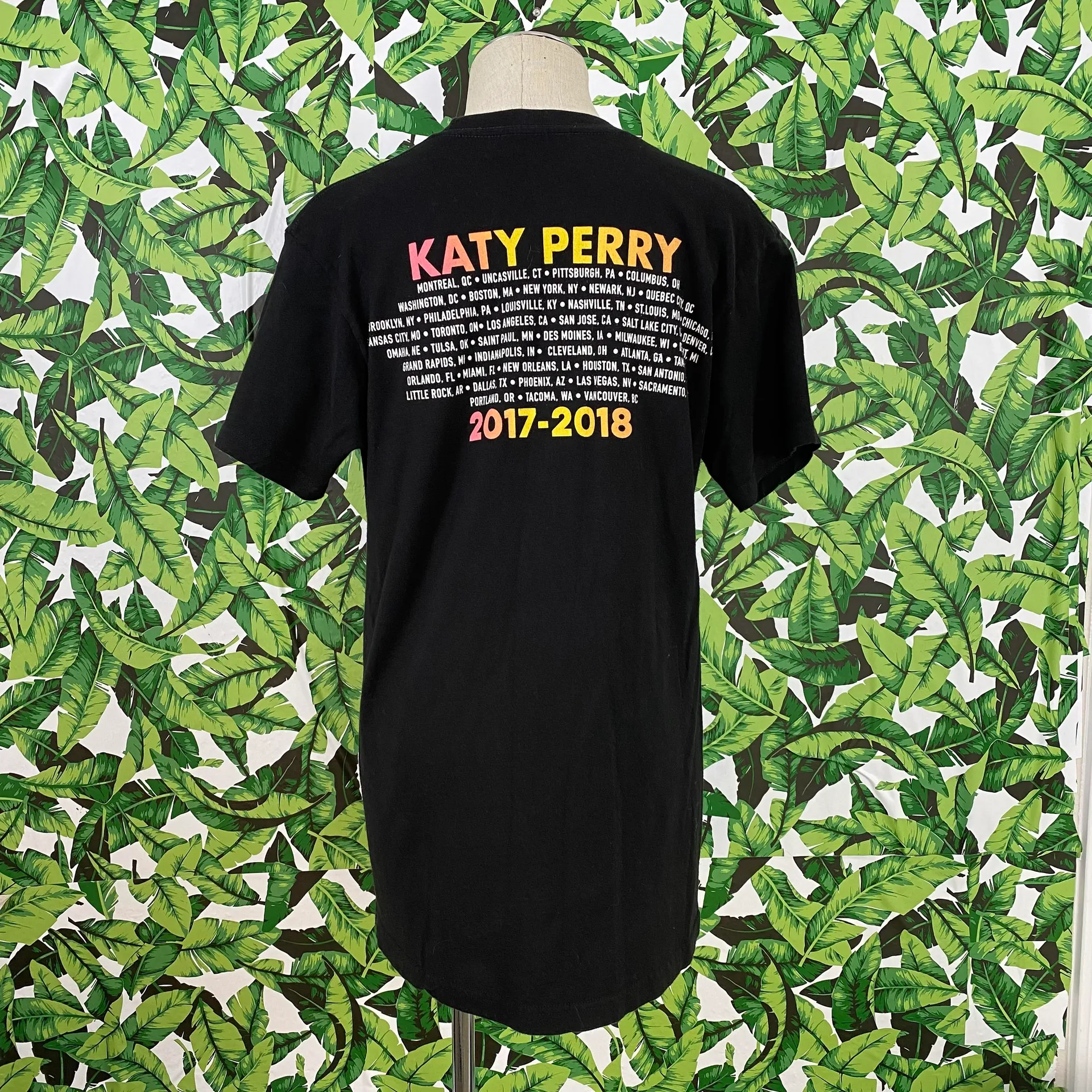 Katy Perry Tour Graphic Tee - Image 2
