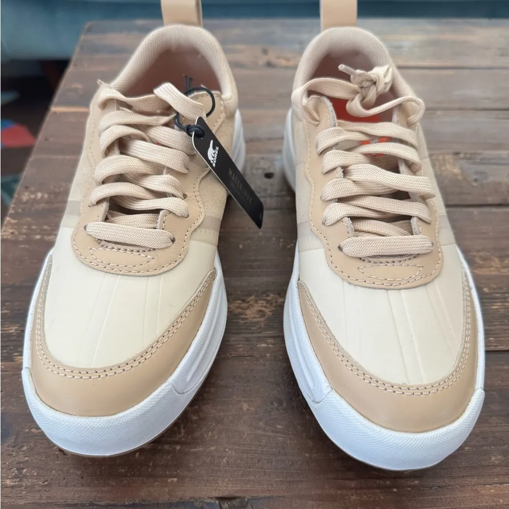 NEW!  Ona 503 Low Top Platform Sneaker - Image 2