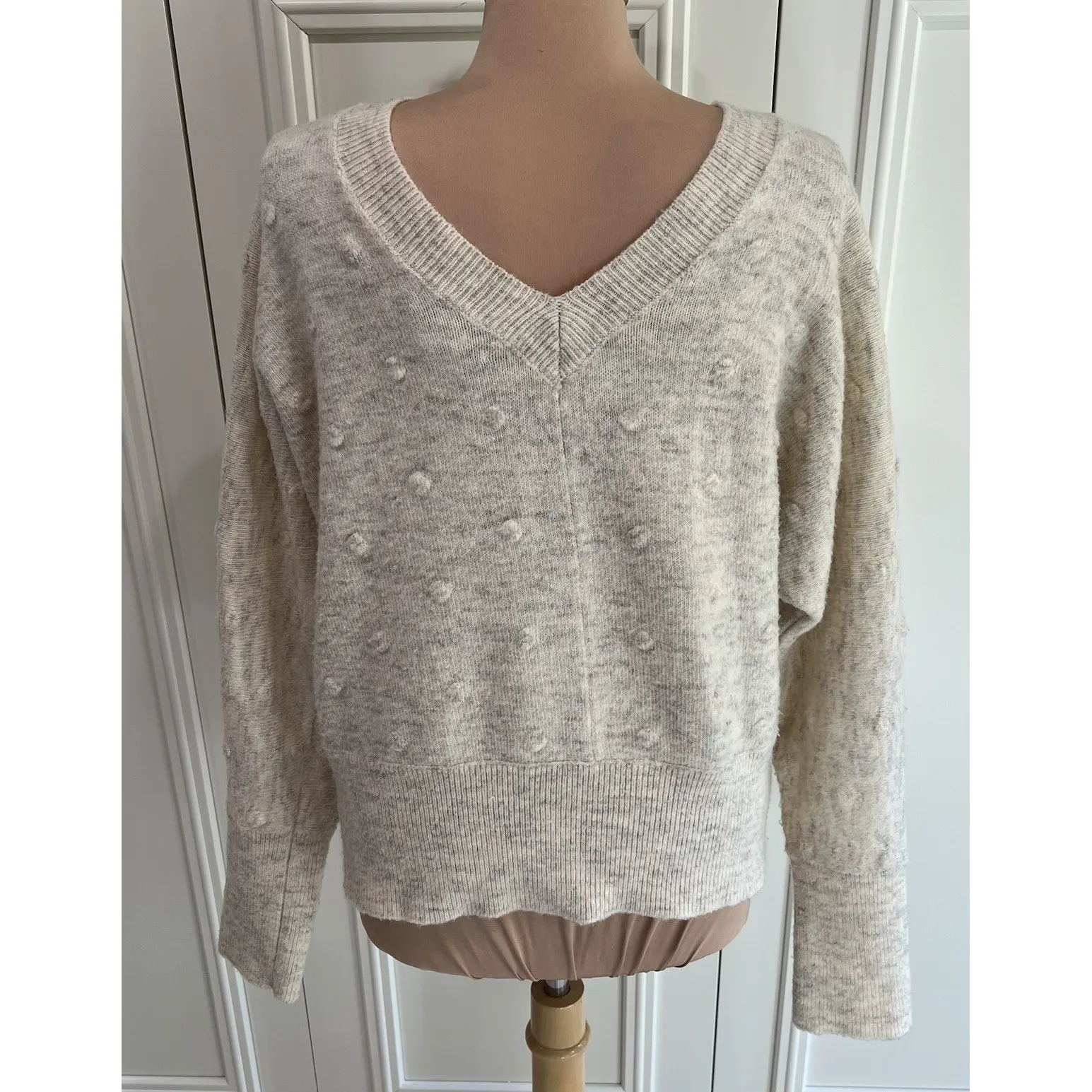 William Rast Pullover Sweater Cream & Gray Heathered Raised Dots Boho Alpaca‎ - Image 4