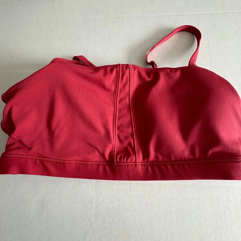 Women's Gymshark cut out bandeau Adjustable Strap Sports Bra Size S raspberry - Image 6