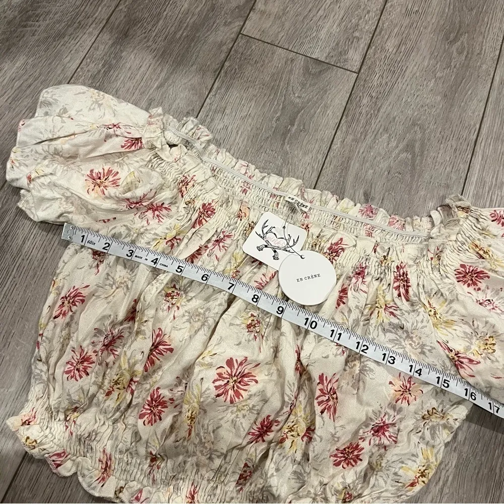 En Creme NWT Cropped Blouse - Image 4