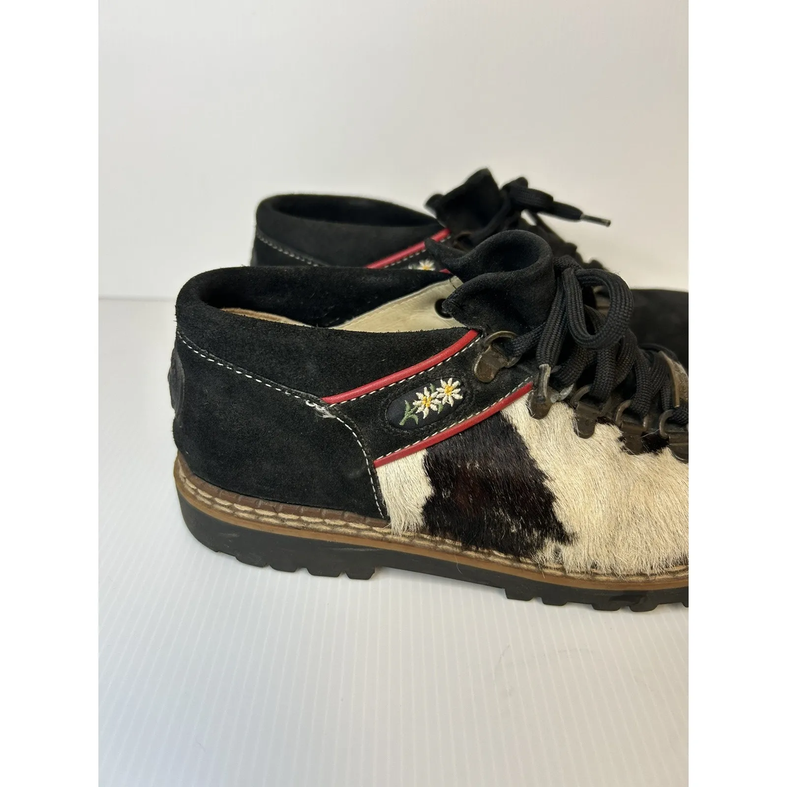 Michel Jordi‎ US 7.5 Made in Switzerland Geneve Suede Shoes Cow Hair Insert - Image 3