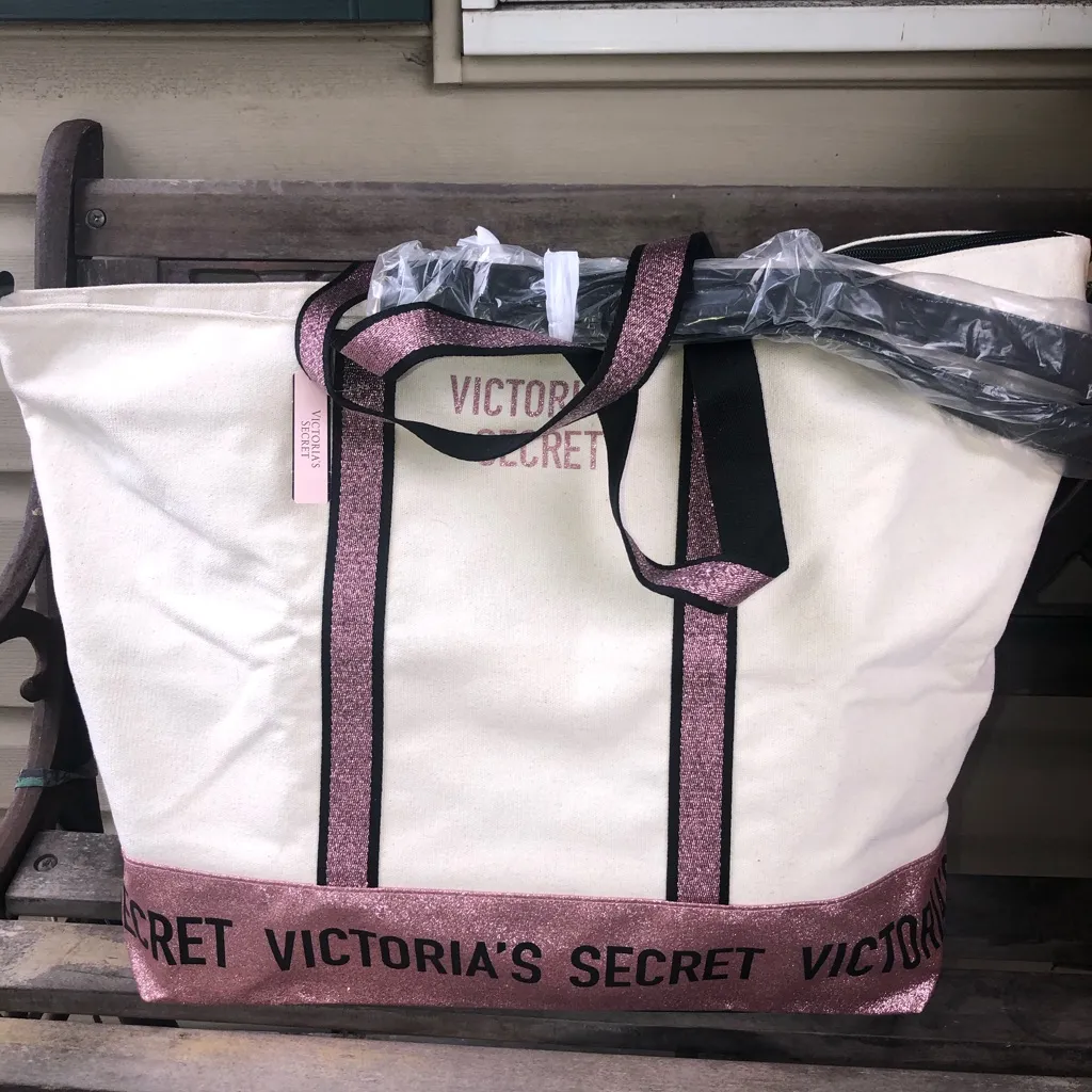 Victoria’s Secret tote bag weekender sparkle - Image 6