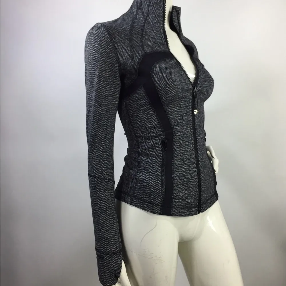 Lululemon Herringbone Define Jacket Size 4 - Image 5