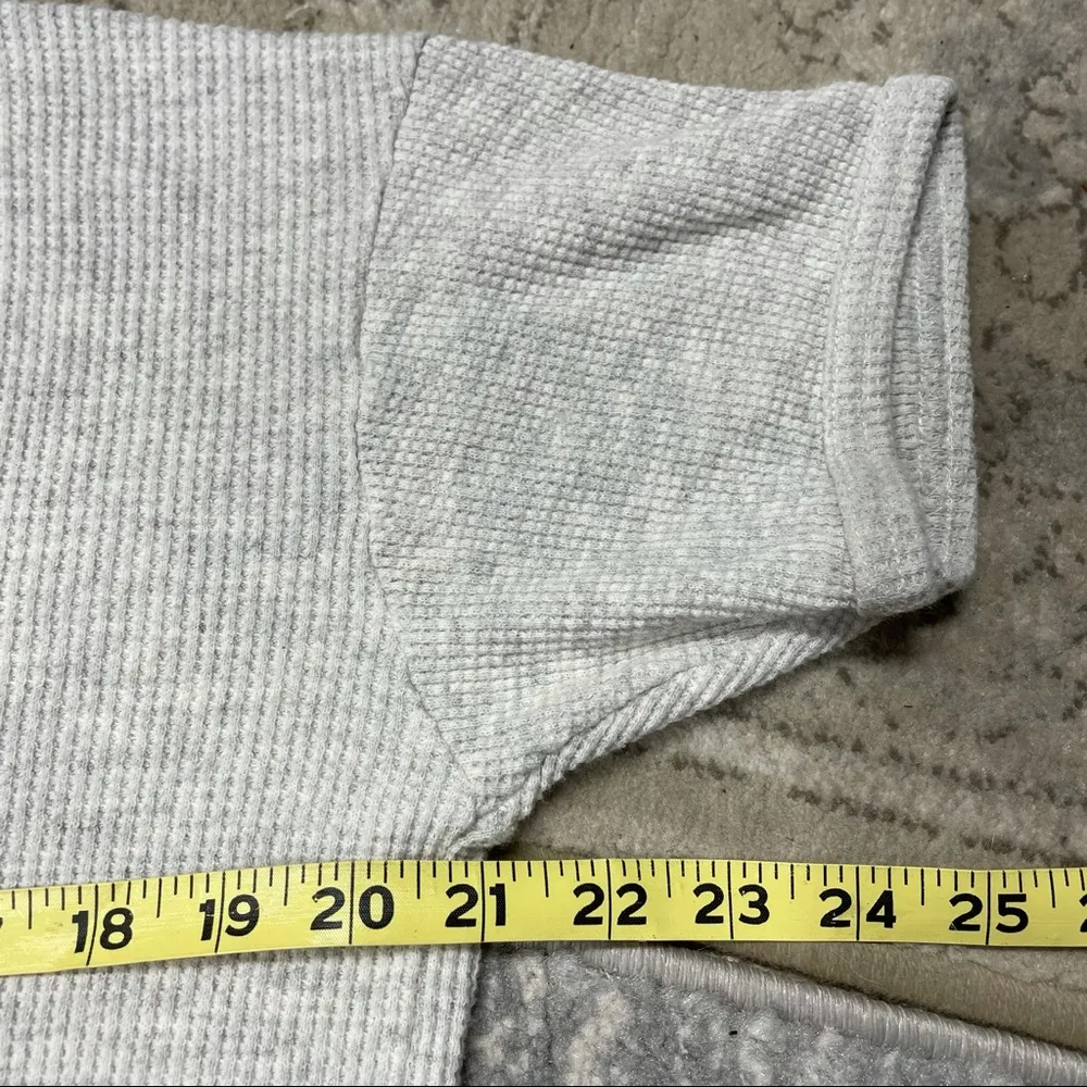 Harley Davidson  Rose Embroidered Waffle Knit Top - Image 10