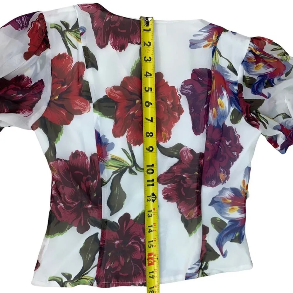 Privacy Please Revolve | XS | Delfina Lilac Floral Cropped Puff Shoulder Blouse - Image 7