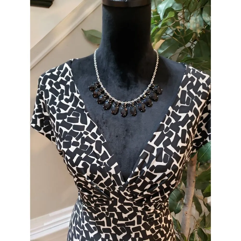 Jones New York Womens White Black Geo Print V Neck Knee Length Sheath Dress 10 - Image 2