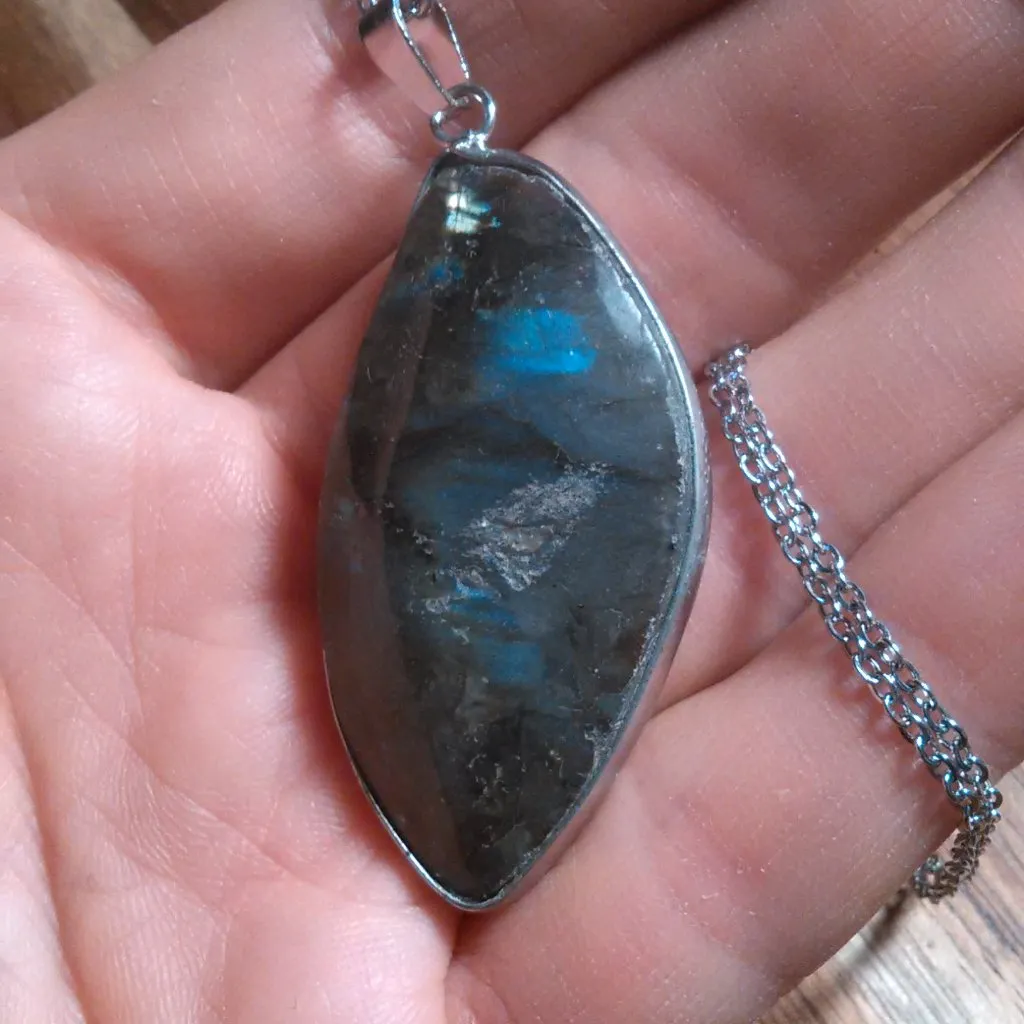 Malagasy Labradorite Stainless Steel Pendant Necklace - Image 15