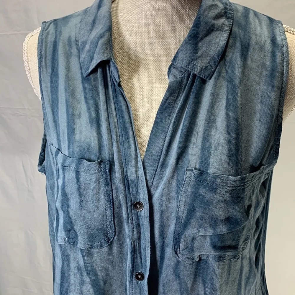 Rock & Republic Blue Striped Tie Dye Button Up Collared Tank Top Size Large - Image 2