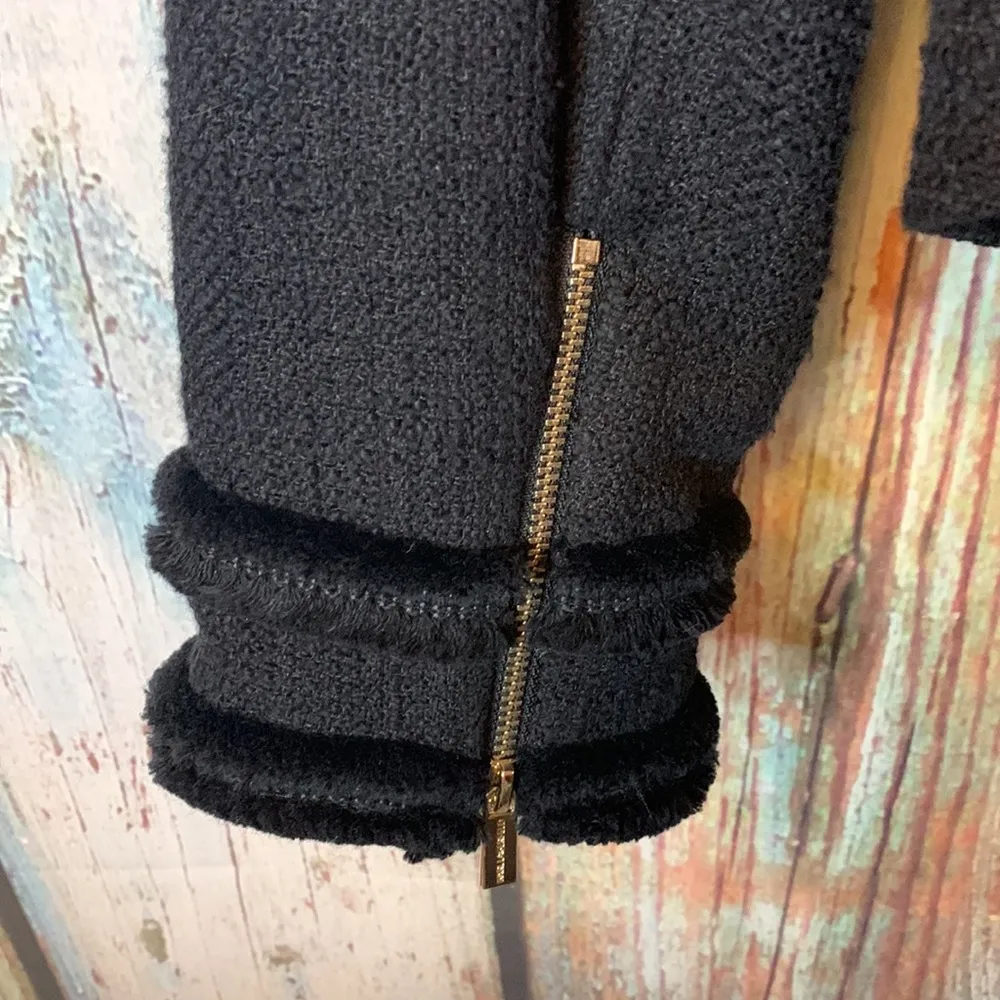 Karl LAGERFELD Paris Black Blazer with Fuzzy Trim Full Zip/Zippered Wrists Sz 6 - Image 8