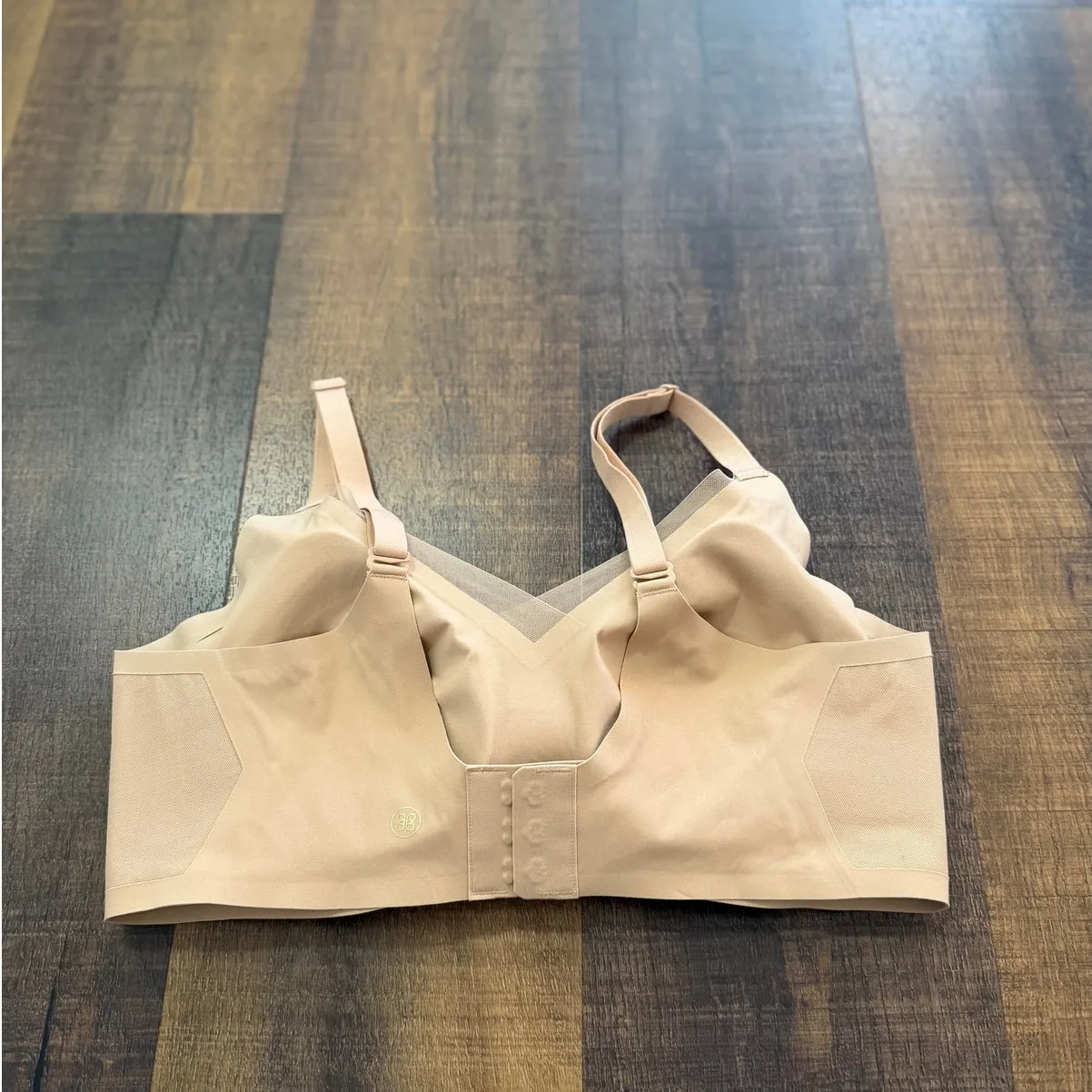 Honeylove Supportive Wireless Bra Crossover Bra Sand Beige Size Large Tan - Image 3