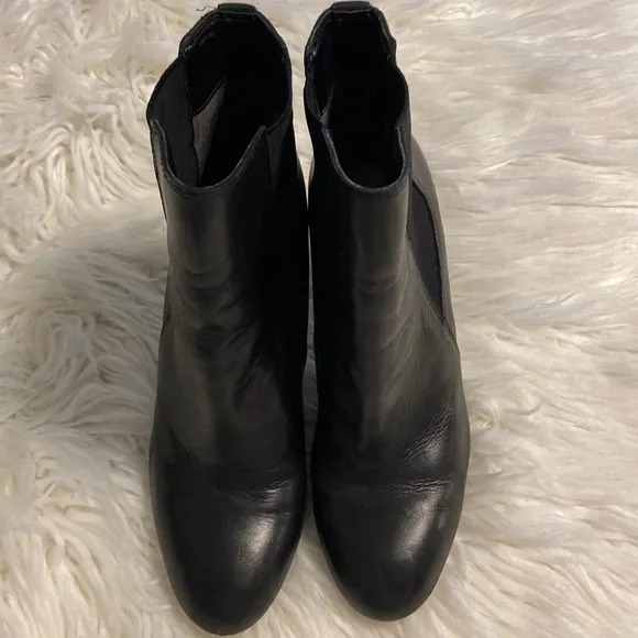 Sam Edelman Boots size 8.5 very good condition color clack - Image 2