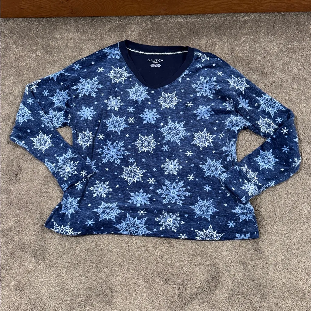 Nautica Blue Fleece Snowflake Pajama Set SIZE M - Image 2