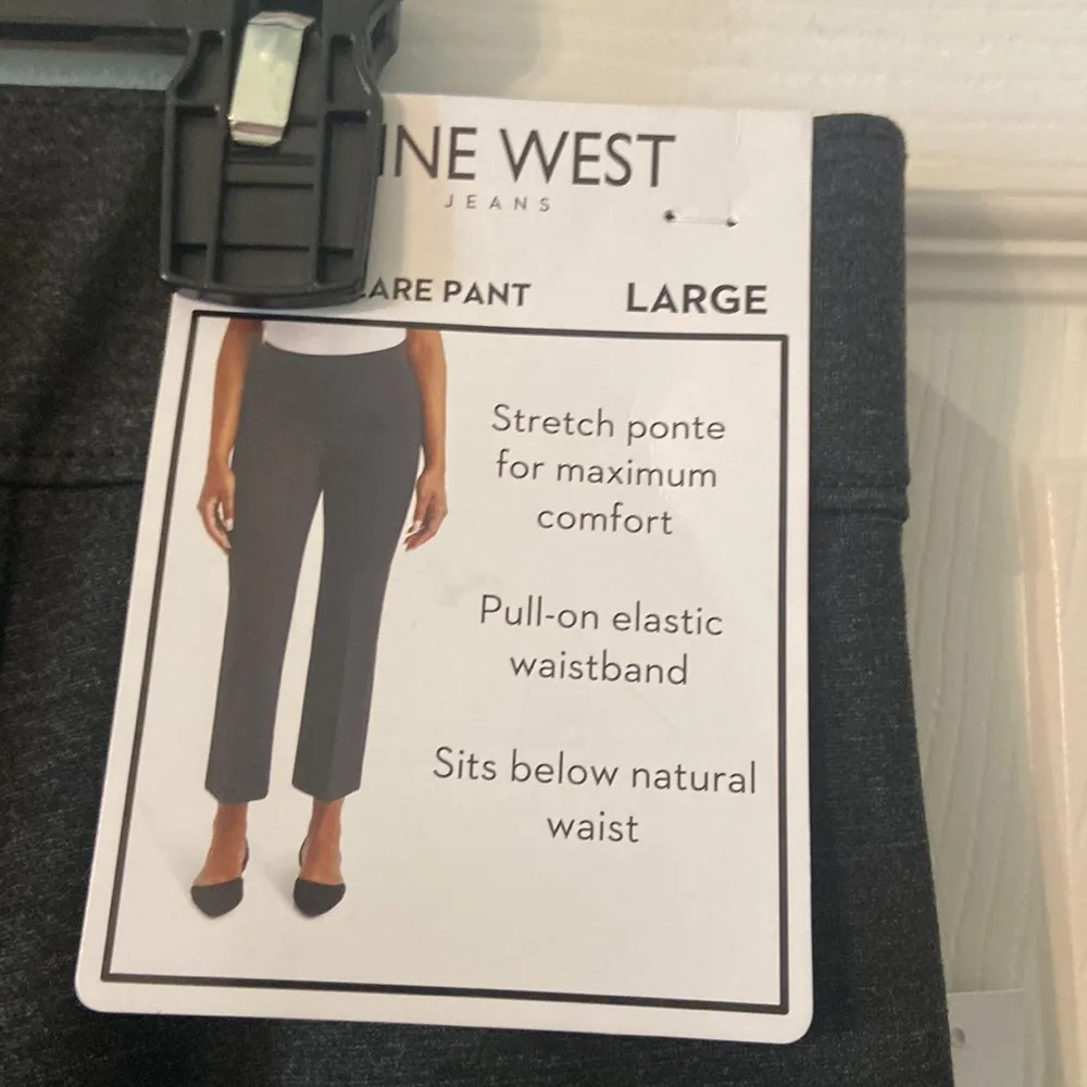 Nine West Black Gray Ponte Flare Pants size L brand new inseam 27” waist 34” - Image 3