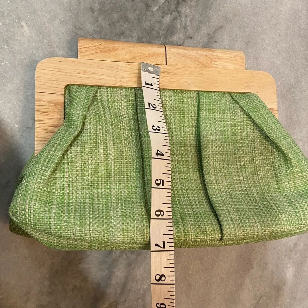 Francesca’s Florence Pleated Wood Frame Clutch Interior Pocket Green - Image 11
