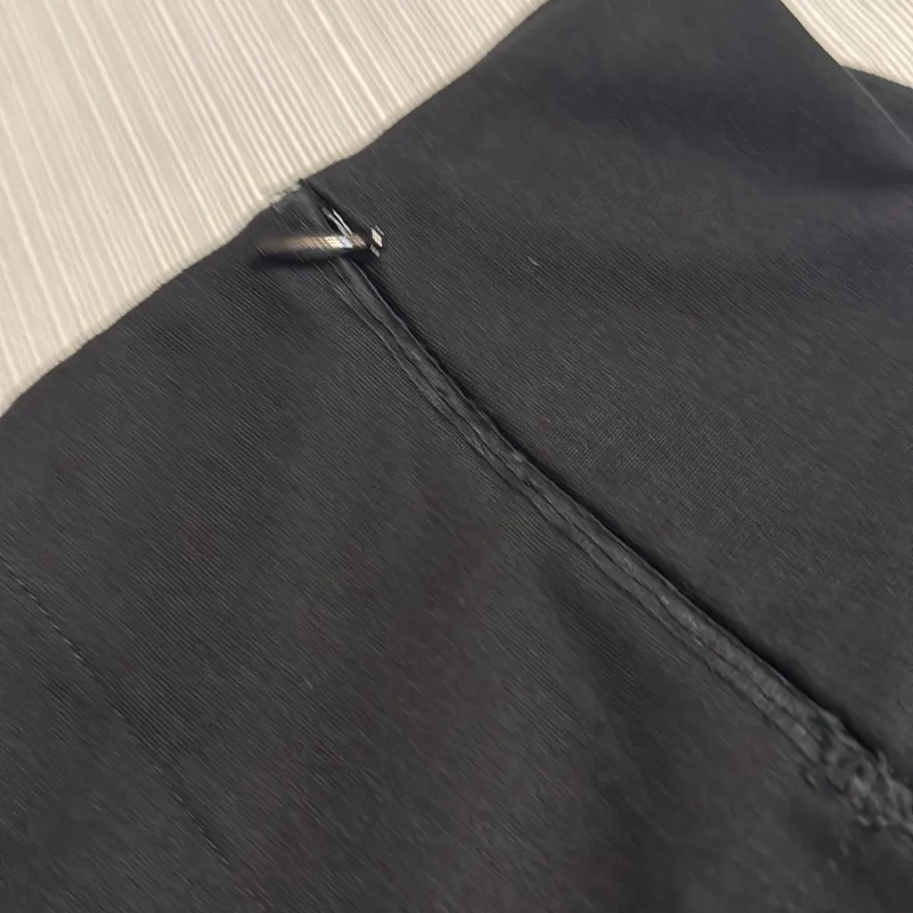 Duluth Trading Co Black Regular Fit Pants Size 2 - Image 2