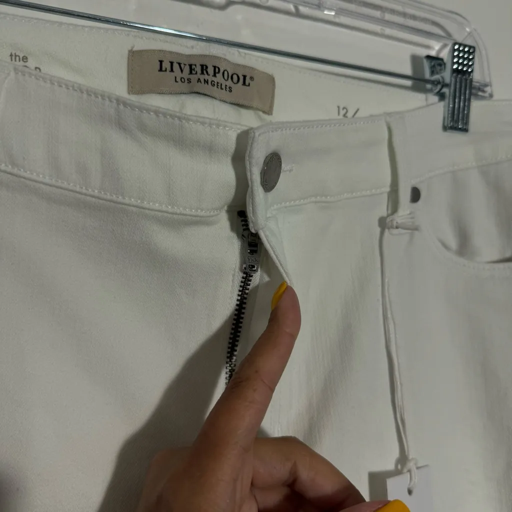 NWT Stitch Fix Liverpool Charlie Crop W/ Rolled Hem In White Size 12/31‎ - Image 9