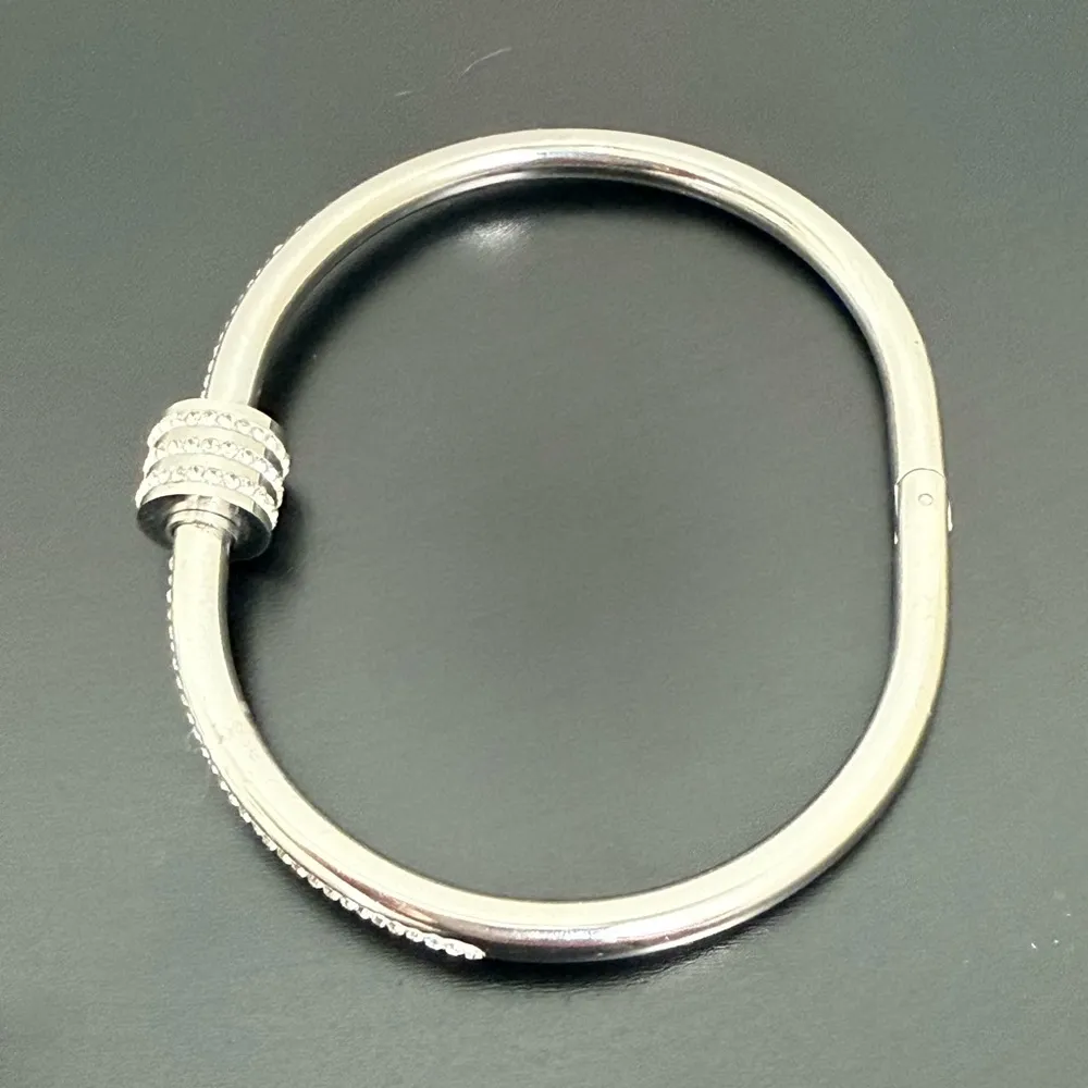 Unsigned Silver - Image 5