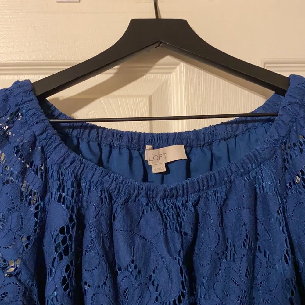 Loft lace overlay navy blue dress - Image 4