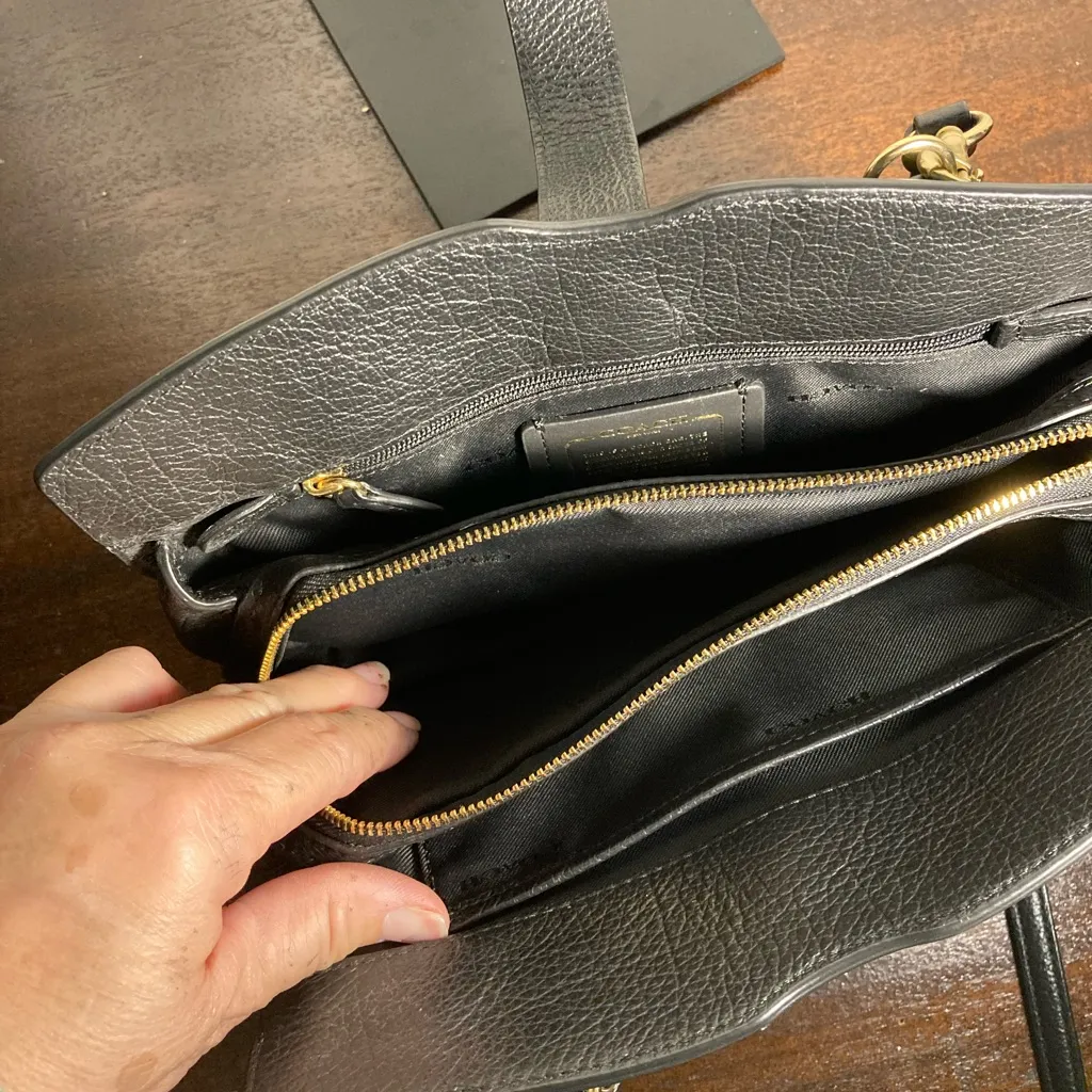 COACH MERCER PEEBLE Black Leather Handbag - Image 6