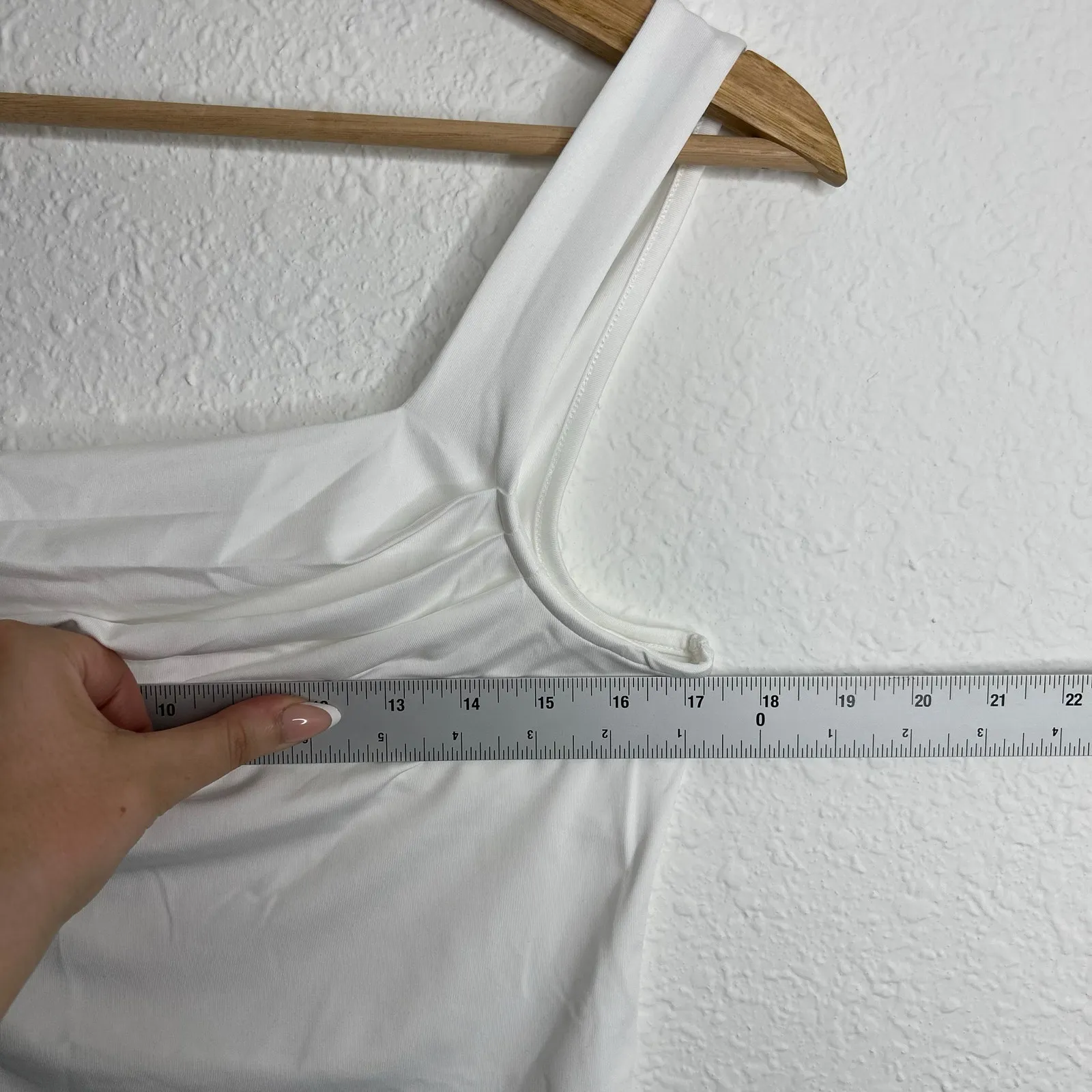 Commense Effortless White Ruched Cami Top L NWT Size L - Image 7