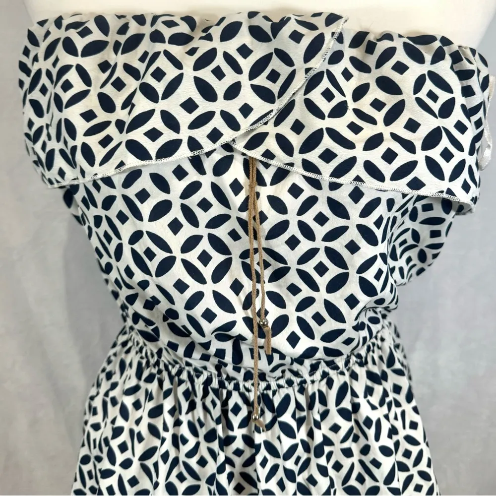 Strapless navy and white geometric print dress size medium Blue - Image 2