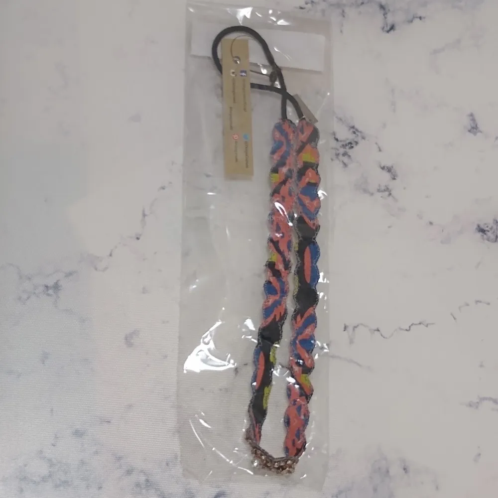 Deepa Guarani Flower Crystal Headband Gray - Image 2