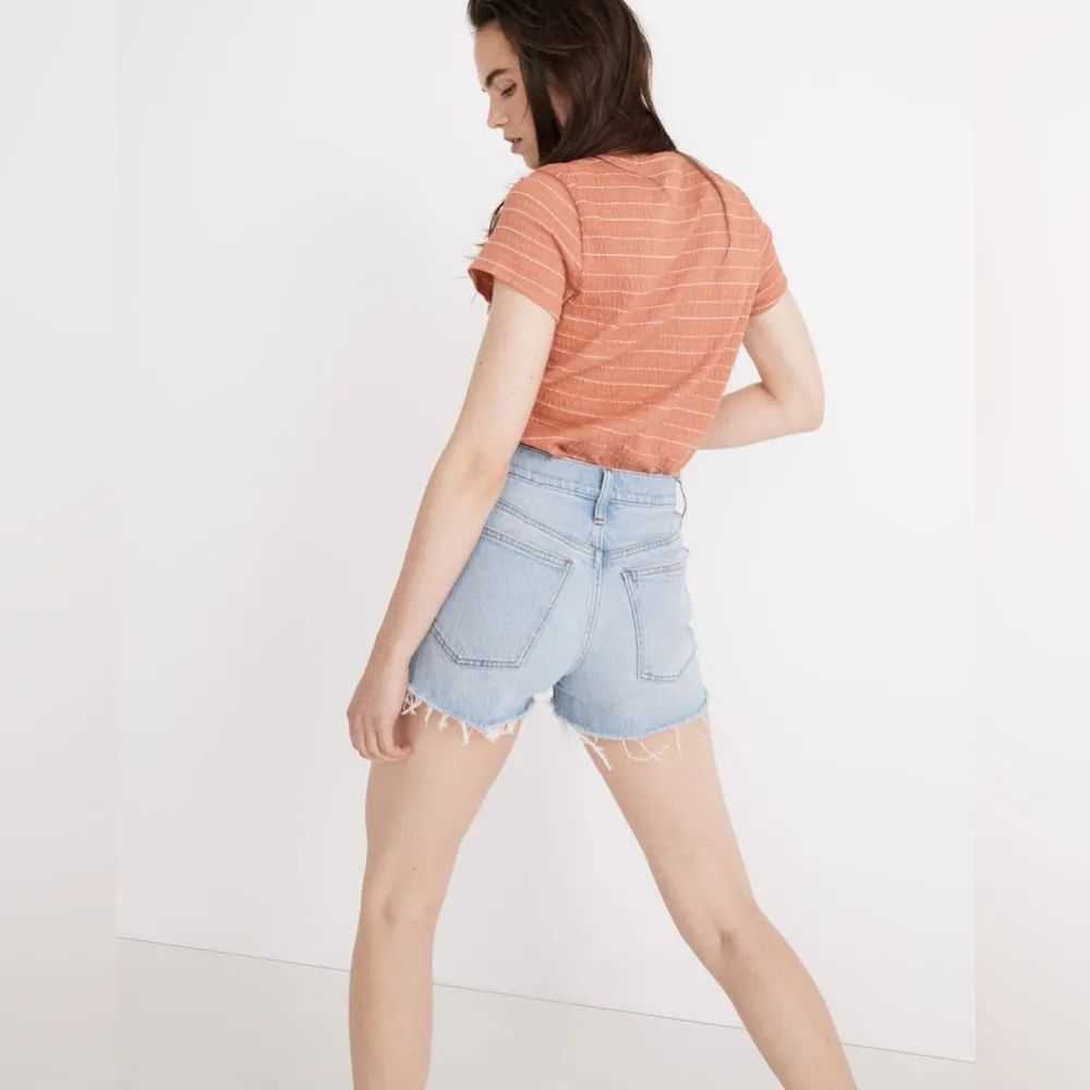 The Perfect Jean Short Destroyed Edition - Image 15