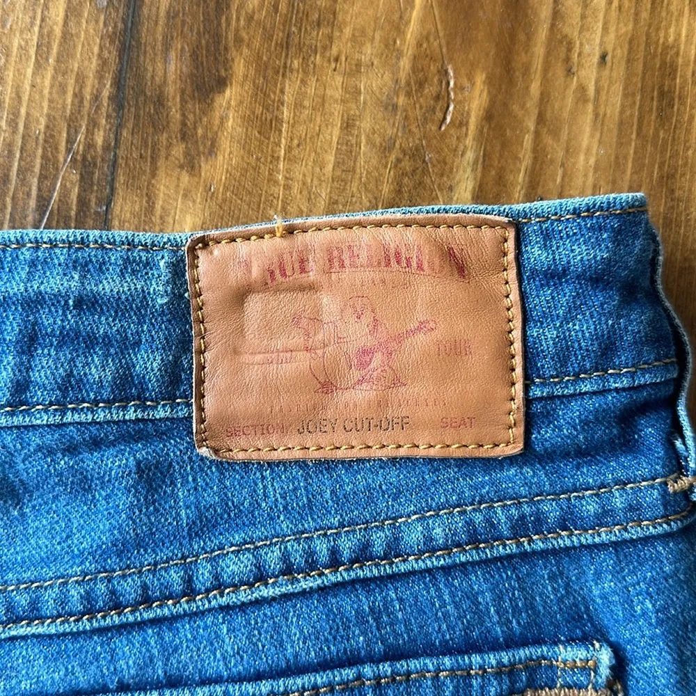 True Religion Brand Jean shorts - Joey Cut-Off - size 28 - Image 3