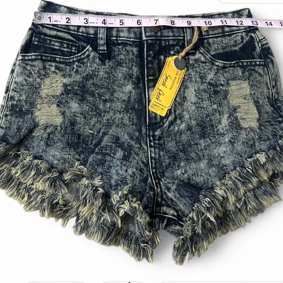 ‎Acid Washed Fringe Jean Shorts Blue - Image 12