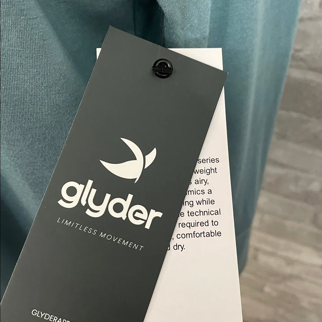 Glyder electric Open-Back Long Sleeve Tee in Lagoon - Image 4