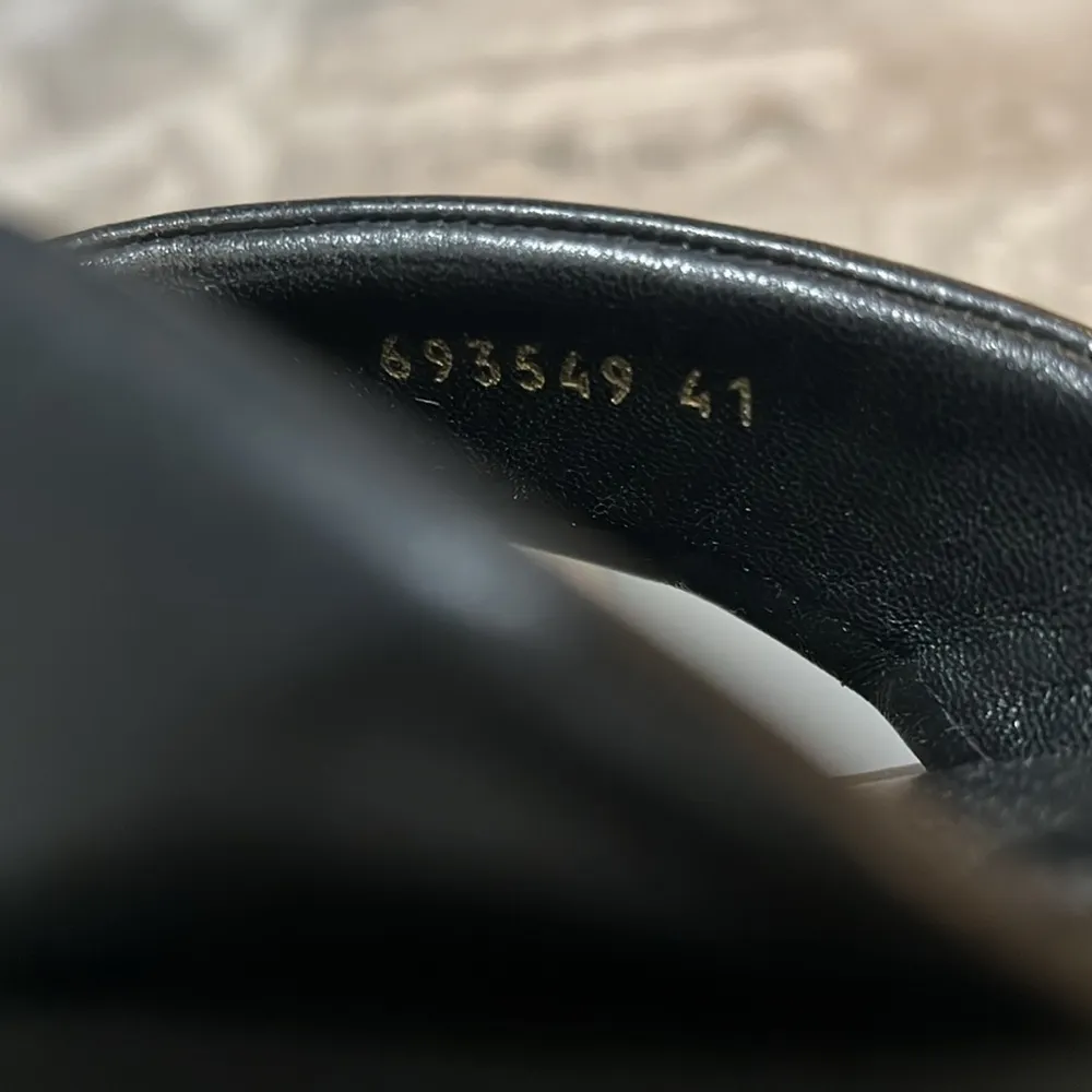 Balenciaga Padded Rise Platform Leather Thong Sandals in Black, Size 41 $695 - Image 11