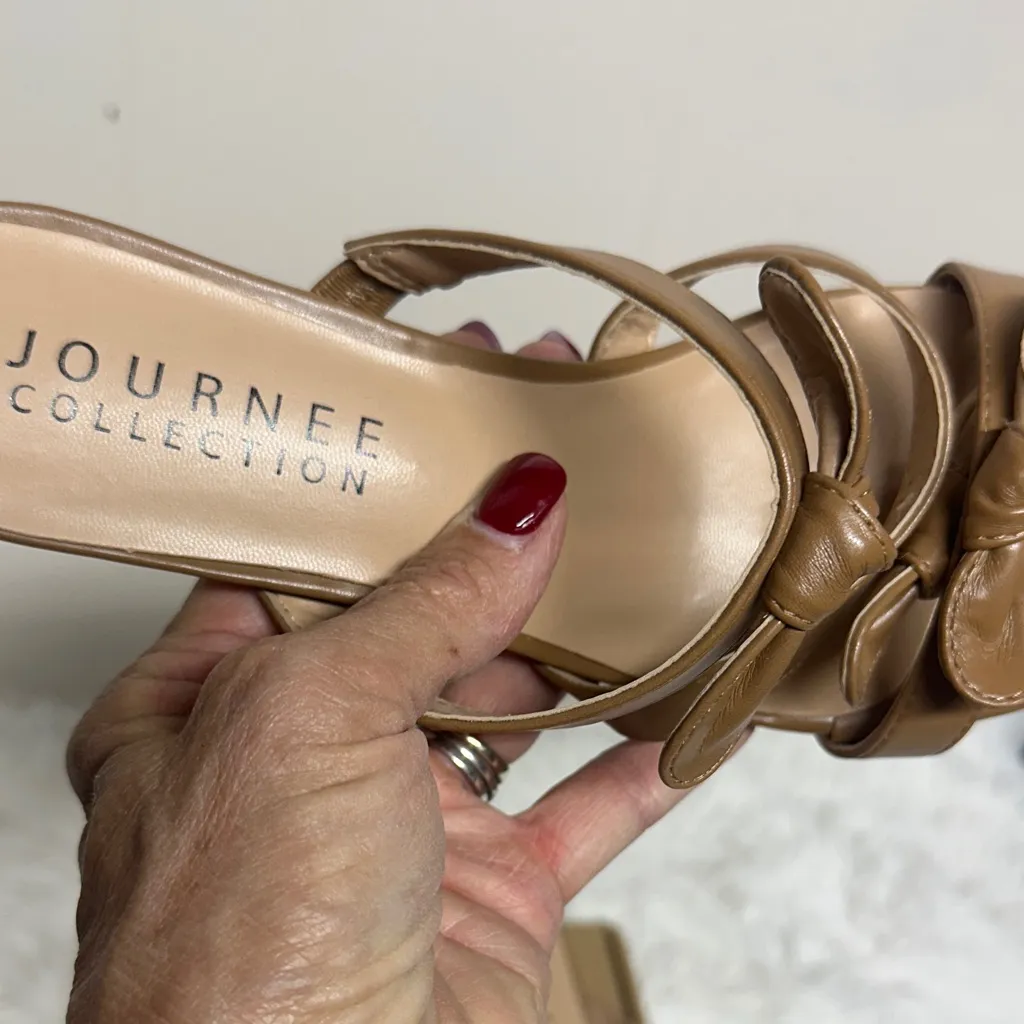 Journee Collection  Tan Bow Sandals - Image 3