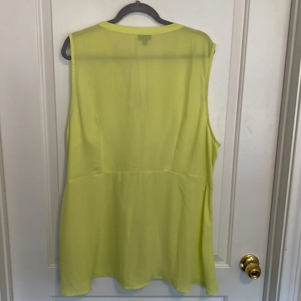 Torrid Flowey Tank Top Yellow Size 3 - Image 5