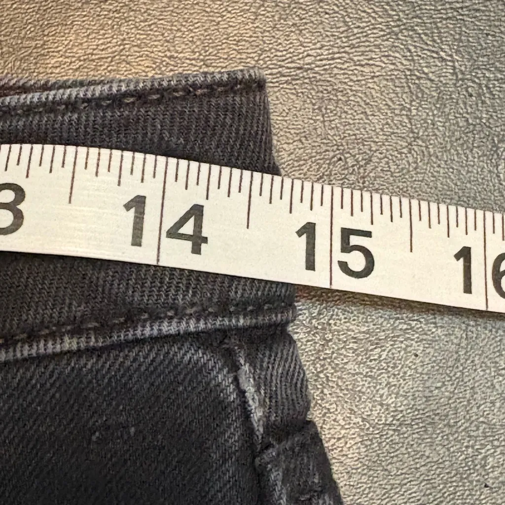 LOFT Women's Straight HighRise Curvy Fit  Jeans w/ frayed bottoms size 26 NWT - Image 9