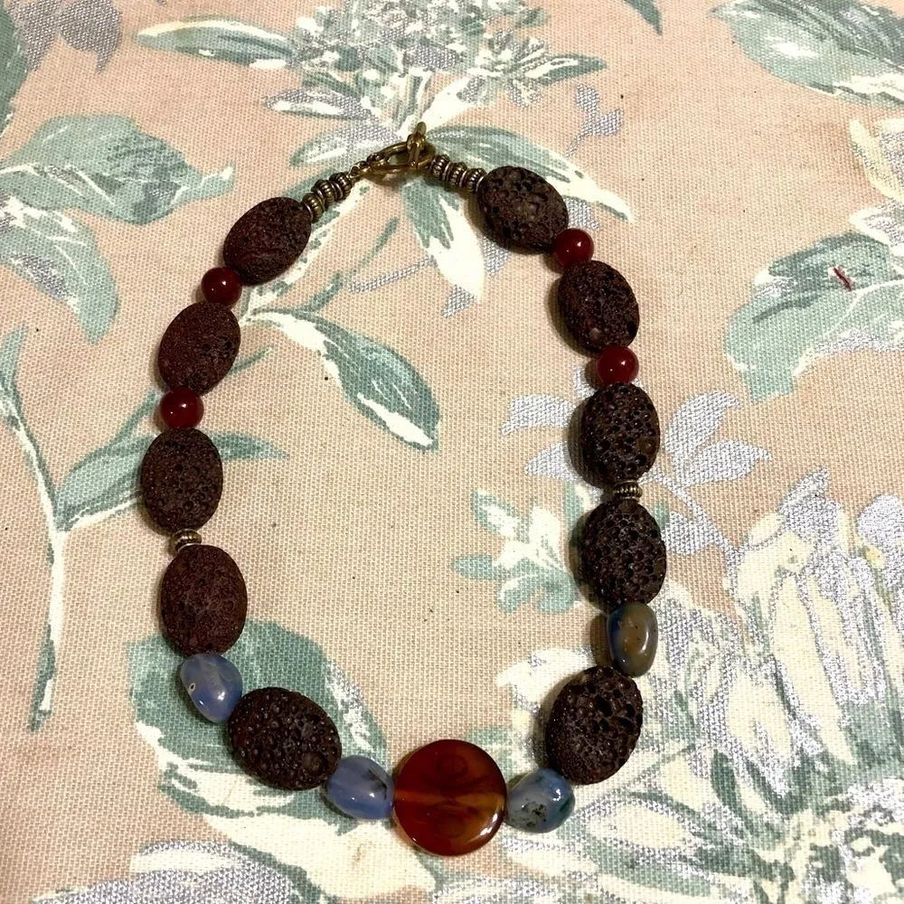 Beaded Stone Chunky Statement Necklace With Toggle Closure NWOT - Image 15