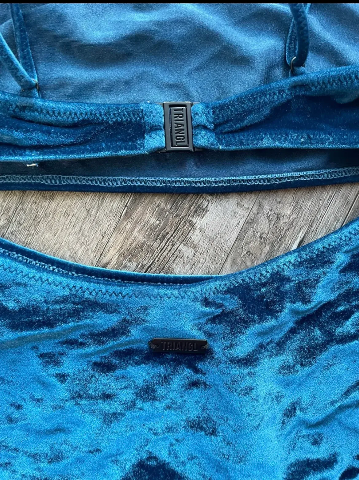 Triangl Velvet Bikini - Image 5